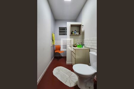 Casa à venda com 208m², 3 quartos e 2 vagasBanheiro 1