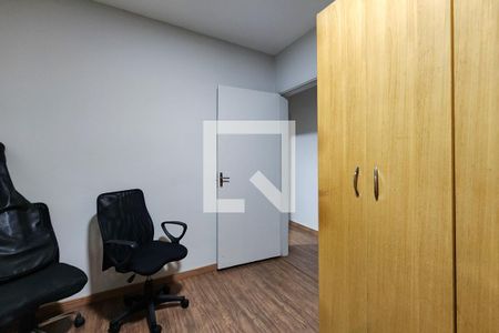 Casa à venda com 208m², 3 quartos e 2 vagasQuarto 2