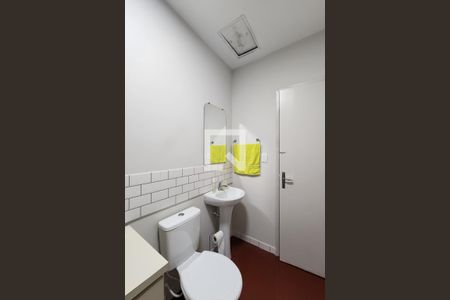 Casa à venda com 208m², 3 quartos e 2 vagasBanheiro 1