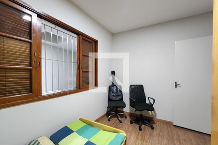 Casa à venda com 208m², 3 quartos e 2 vagasQuarto 2