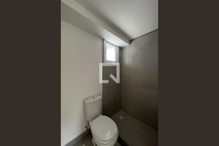 Apartamento à venda com 15721m², 2 quartos e 1 vagaBanheiro do Quarto 2