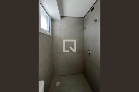 Apartamento à venda com 15721m², 2 quartos e 1 vagaBanheiro Corredor