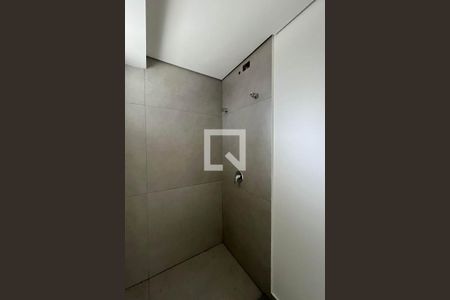 Apartamento à venda com 15721m², 2 quartos e 1 vagaBanheiro Corredor