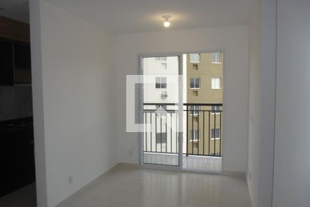 Sala de apartamento para alugar com 2 quartos, 48m² em Del Castilho, Rio de Janeiro