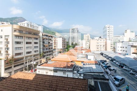 Apartamento à venda com 58m², 2 quartos e sem vagaVista