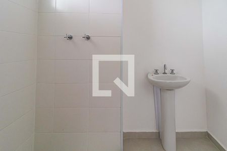 Banheiro de apartamento à venda com 1 quarto, 24m² em Vila Sonia, São Paulo