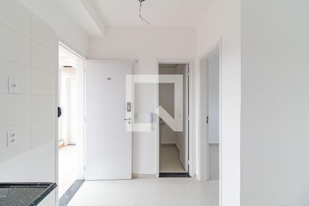 Sala/Cozinha de apartamento à venda com 1 quarto, 24m² em Vila Sonia, São Paulo