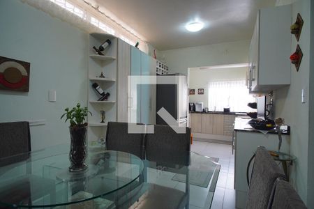 Cozinha de casa para alugar com 3 quartos, 215m² em Jardim Planalto, Porto Alegre