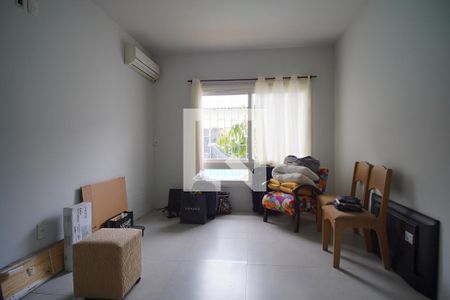 Quarto 1 de casa para alugar com 3 quartos, 215m² em Jardim Planalto, Porto Alegre