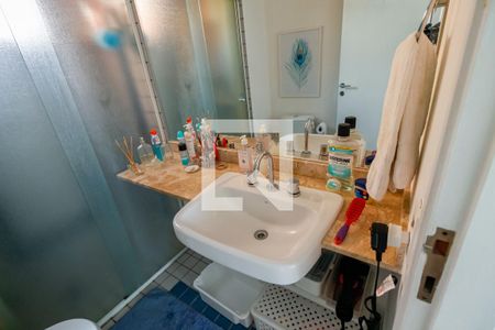 Apartamento à venda com 100m², 4 quartos e 2 vagas Apartamento à venda com 100m², 4 quartos e 2 vagasBanheiro da Suíte