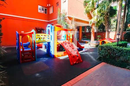 Apartamento à venda com 100m², 4 quartos e 2 vagas Apartamento à venda com 100m², 4 quartos e 2 vagasÁrea comum - Playground