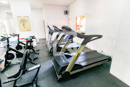 Apartamento à venda com 100m², 4 quartos e 2 vagas Apartamento à venda com 100m², 4 quartos e 2 vagasÁrea comum - Academia