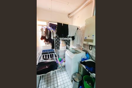 Apartamento à venda com 100m², 4 quartos e 2 vagas Apartamento à venda com 100m², 4 quartos e 2 vagasÁrea de Serviço