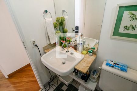 Apartamento à venda com 100m², 4 quartos e 2 vagas Apartamento à venda com 100m², 4 quartos e 2 vagasBanheiro Corredor