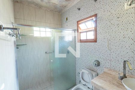 Casa à venda com 323m², 4 quartos e 3 vagasBanheiro 1
