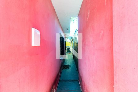 Casa à venda com 323m², 4 quartos e 3 vagasCorredor