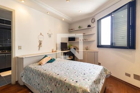 Apartamento à venda com 199m², 4 quartos e 4 vagasSuíte 1