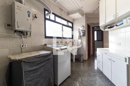 Apartamento à venda com 199m², 4 quartos e 4 vagasLavanderia