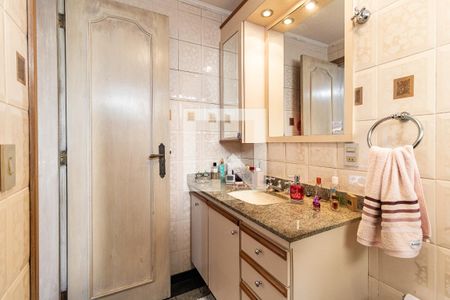 Apartamento à venda com 199m², 4 quartos e 4 vagasBanheiro da Suíte 3