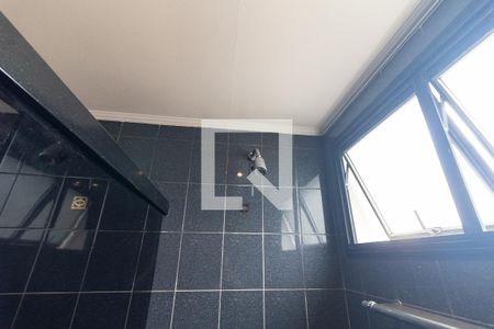 Apartamento à venda com 199m², 4 quartos e 4 vagasBanheiro da Suíte 1