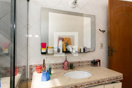 Casa à venda com 350m², 3 quartos e 8 vagasBanheiro da Suíte