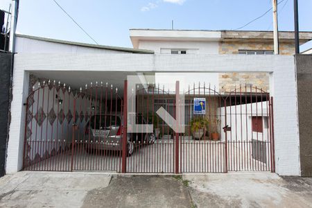 Casa à venda com 350m², 3 quartos e 8 vagasFachada