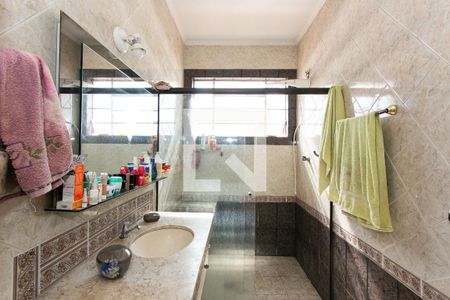 Casa à venda com 350m², 3 quartos e 8 vagasBanheiro Social