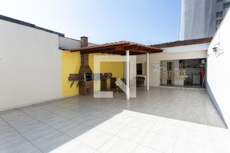 Casa à venda com 350m², 3 quartos e 8 vagasQuintal