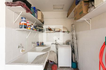 Casa à venda com 350m², 3 quartos e 8 vagasÁrea de Serviço