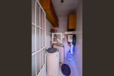 Casa à venda com 145m², 3 quartos e 2 vagasÁrea de Serviço 