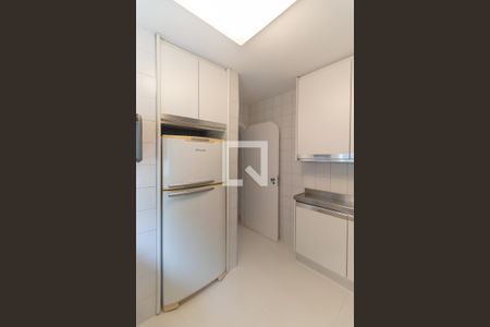 Apartamento à venda com 210m², 3 quartos e 2 vagasCozinha