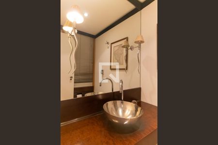 Apartamento à venda com 210m², 3 quartos e 2 vagasLavabo