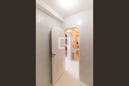 Apartamento à venda com 210m², 3 quartos e 2 vagasQuarto de Serviço 1