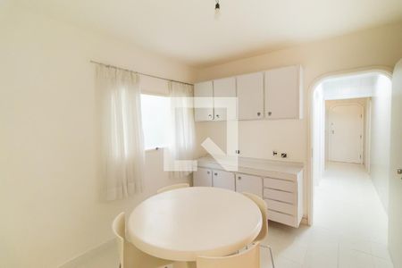 Apartamento à venda com 210m², 3 quartos e 2 vagasCopa - Cozinha