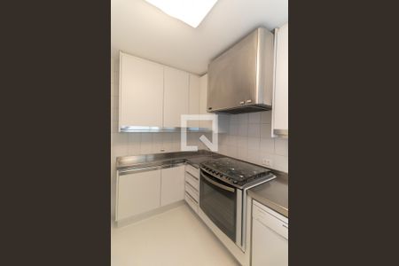Apartamento à venda com 210m², 3 quartos e 2 vagasCozinha