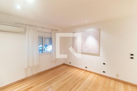 Apartamento à venda com 210m², 3 quartos e 2 vagasSuíte