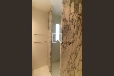 Apartamento à venda com 210m², 3 quartos e 2 vagasBanheiro da Suíte