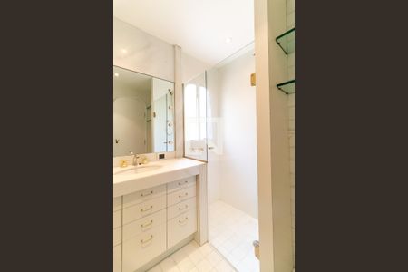 Apartamento à venda com 210m², 3 quartos e 2 vagasBanheiro Soci