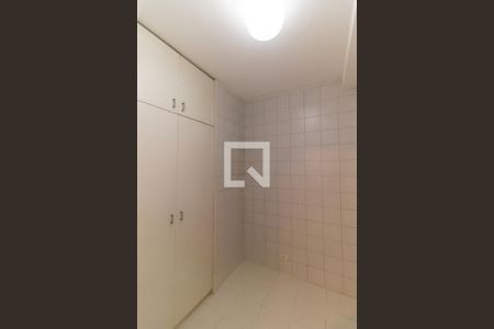 Apartamento à venda com 210m², 3 quartos e 2 vagasQuarto de Serviço 1