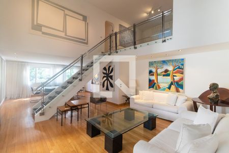 Apartamento à venda com 210m², 3 quartos e 2 vagasSala