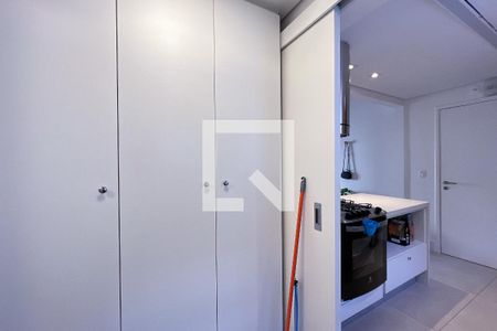 Área de Serviço de apartamento para alugar com 2 quartos, 70m² em Indianópolis, São Paulo