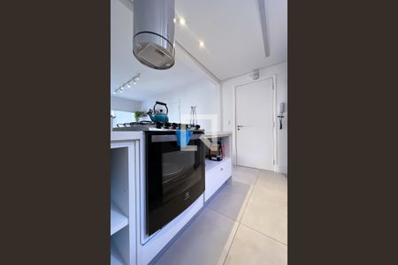 Cozinha de apartamento para alugar com 2 quartos, 70m² em Indianópolis, São Paulo