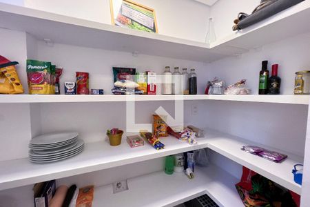 Apartamento para alugar com 70m², 2 quartos e 1 vagaDespensa