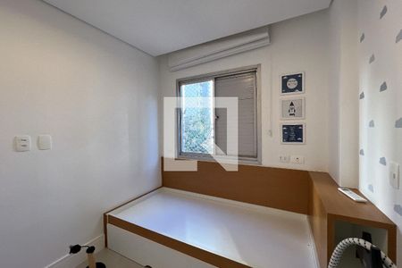 Quarto  de apartamento para alugar com 2 quartos, 70m² em Indianópolis, São Paulo
