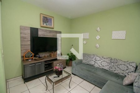 Sala de TV de casa à venda com 3 quartos, 142m² em Filadélfia, Betim