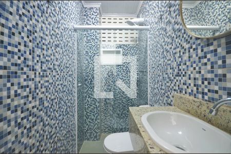 Banheiro de kitnet/studio para alugar com 1 quarto, 10m² em Garcia, Salvador