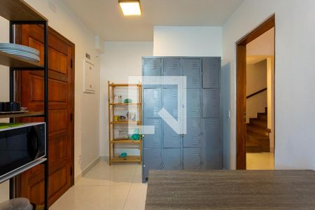 Casa de condomínio para alugar com 300m², 6 quartos e 7 vagas Casa de condomínio para alugar com 300m², 6 quartos e 7 vagasCozinha - térreo