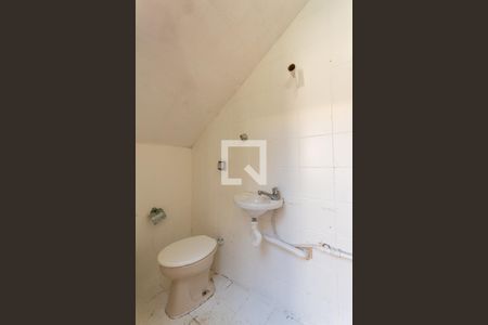 Casa de condomínio para alugar com 300m², 6 quartos e 7 vagas Casa de condomínio para alugar com 300m², 6 quartos e 7 vagasBanheiro serviço - térreo