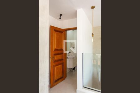 Casa de condomínio para alugar com 300m², 6 quartos e 7 vagas Casa de condomínio para alugar com 300m², 6 quartos e 7 vagasLavabo - segundo andar