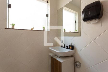 Casa de condomínio para alugar com 300m², 6 quartos e 7 vagas Casa de condomínio para alugar com 300m², 6 quartos e 7 vagasBanheiro - primeiro andar